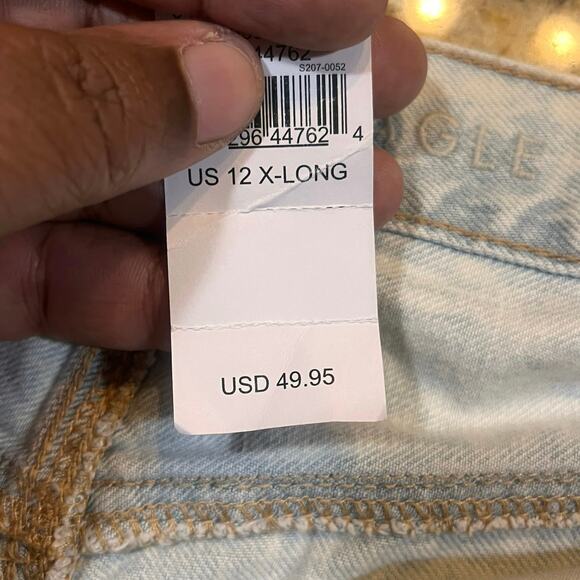 NWT American Eagle Women Jeans 12 Tall Denim Mom Jean Bleached Out Raw Edge - Picture 4 of 8